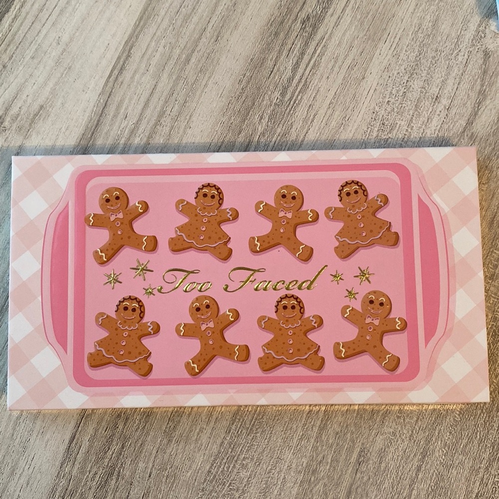 Too Faced Christmas Bake Shoppe Makeup Palette Ginger Snap